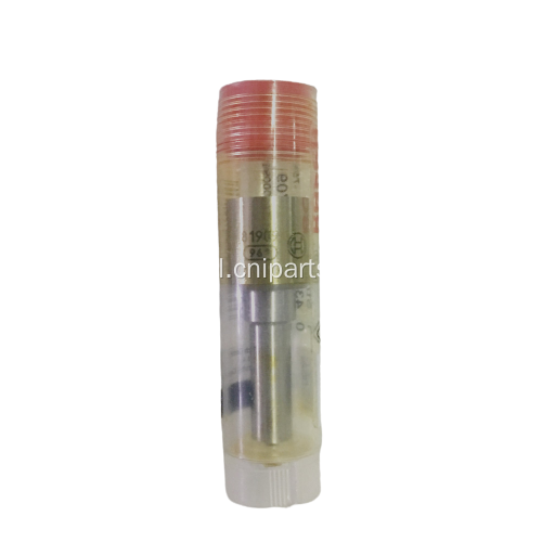 China Bosch Fuel Injector Nozzle DLLA142P1709 0433172047 for Cummins ISLE 0445120121 Manufactory